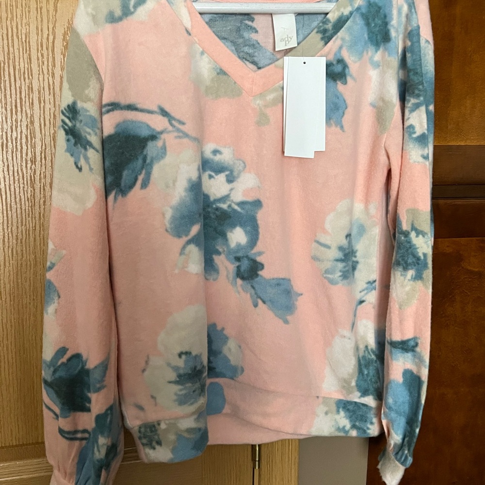 ADY. P size XS new